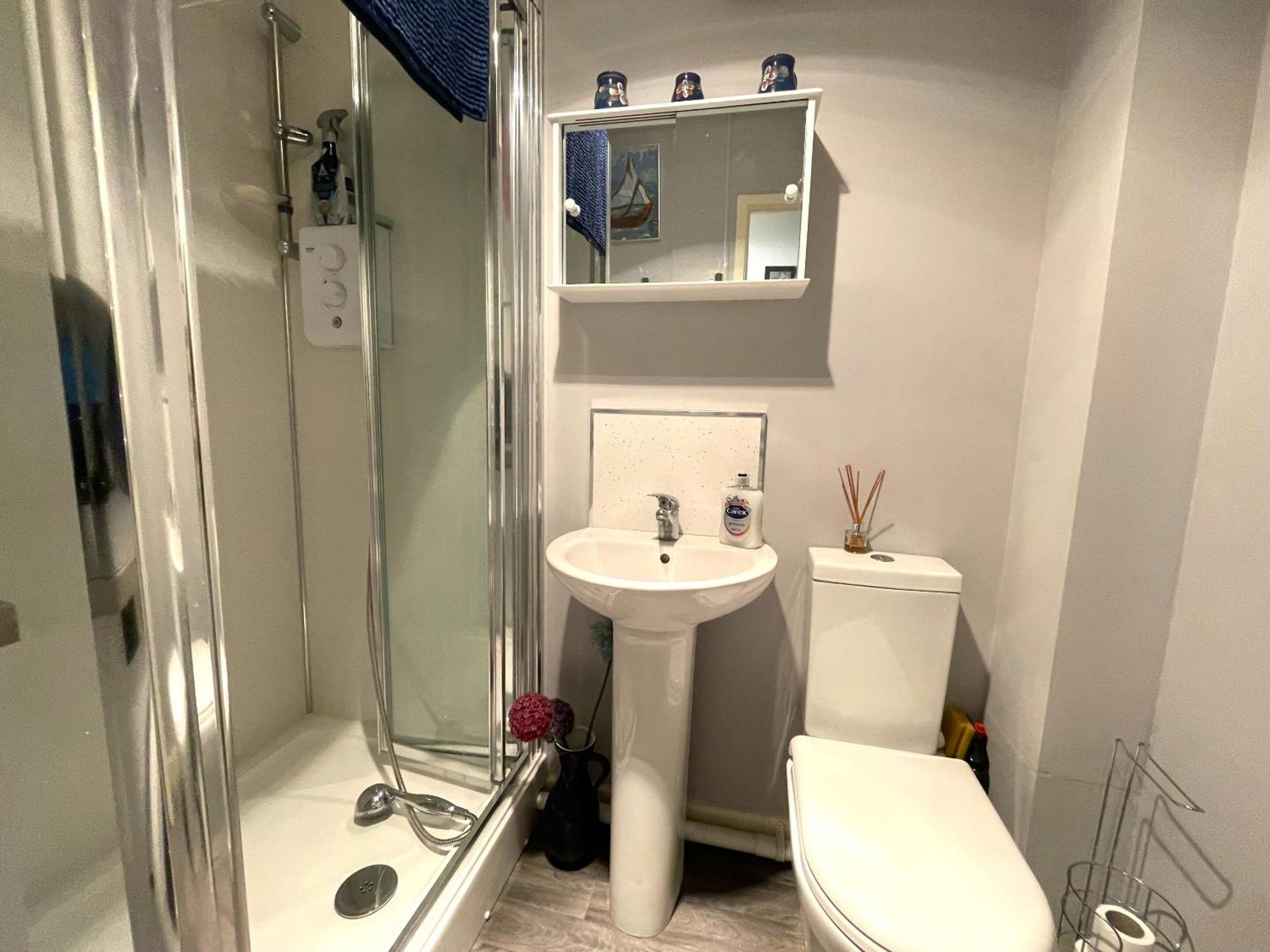 Snug Studio Apartment In Central Location บริสตอล ภายนอก รูปภาพ